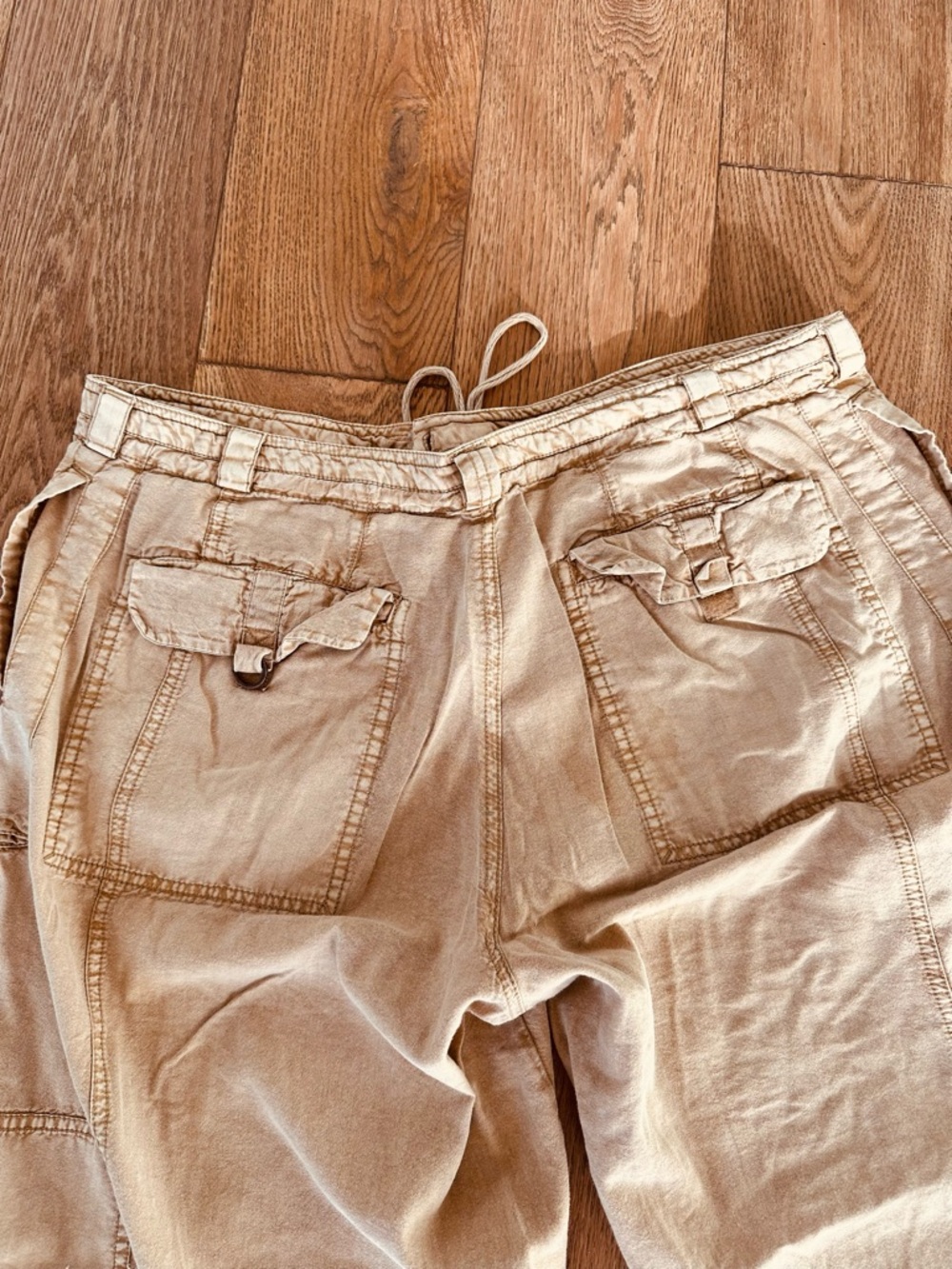 Free People Spring/Summer lightweight Cargo Tan L - Picture 6 of 9